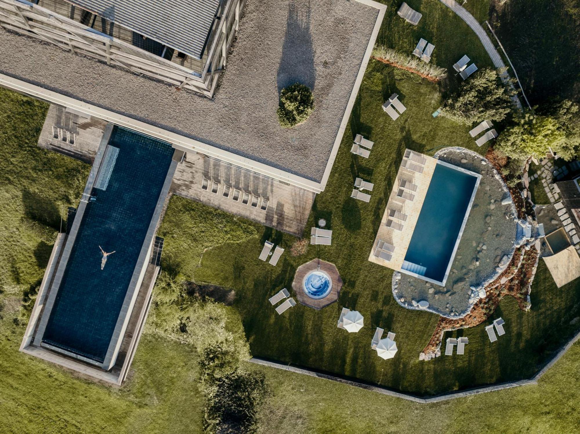 Luxury Pfoesl Hotel